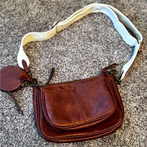 Purse crossbody